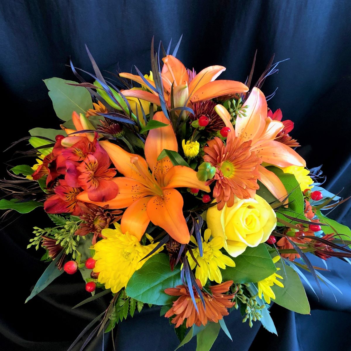 Fall Harvest Centerpiece  – HUMMEL'S FLOWERS INC, Anchorage AK